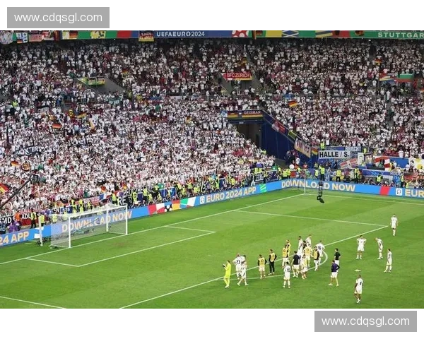 世界杯经典回放：回顾历史瞬间与精彩进球，感受足球激情与荣耀