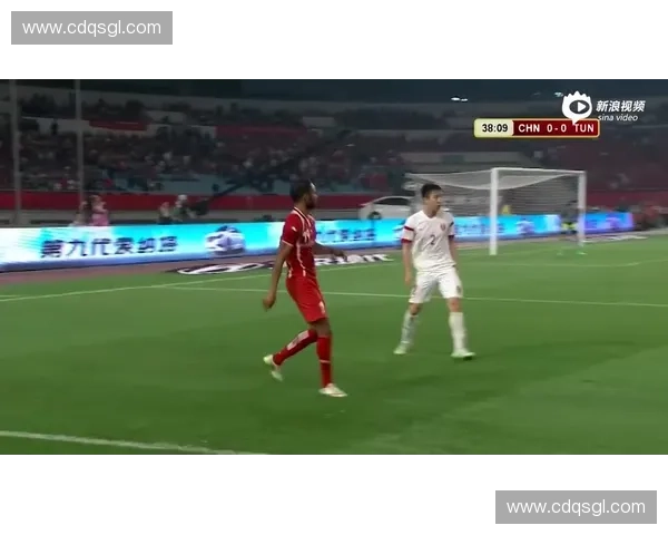 鞍山足球联赛激战正酣全城热血沸腾掀起全民绿茵运动热潮 鞍山足球联赛激战正酣全城热血沸腾掀起全民绿茵运动热潮